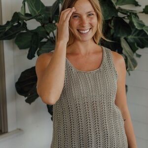 Neuflora Lorraine Top in Dusty Sage